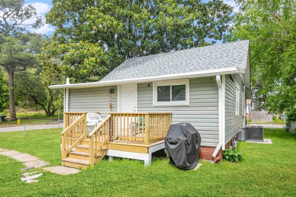 Beach Bungalow - 1 Block To Beach - Pets Welcome! 노퍽 외부 사진